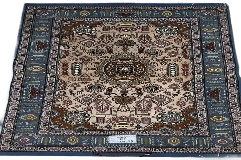 Handmade Persian FakhFoori Isfahan Rug - Wool and Silk (4.1ft x 2.9ft) "A luxurious handmade Persian rug crafted by FakhFoori weavers from Isfahan. This authentic carpet, made with wool and silk, features intricate detailing and a classic design, perfect for enhancing any interior space."